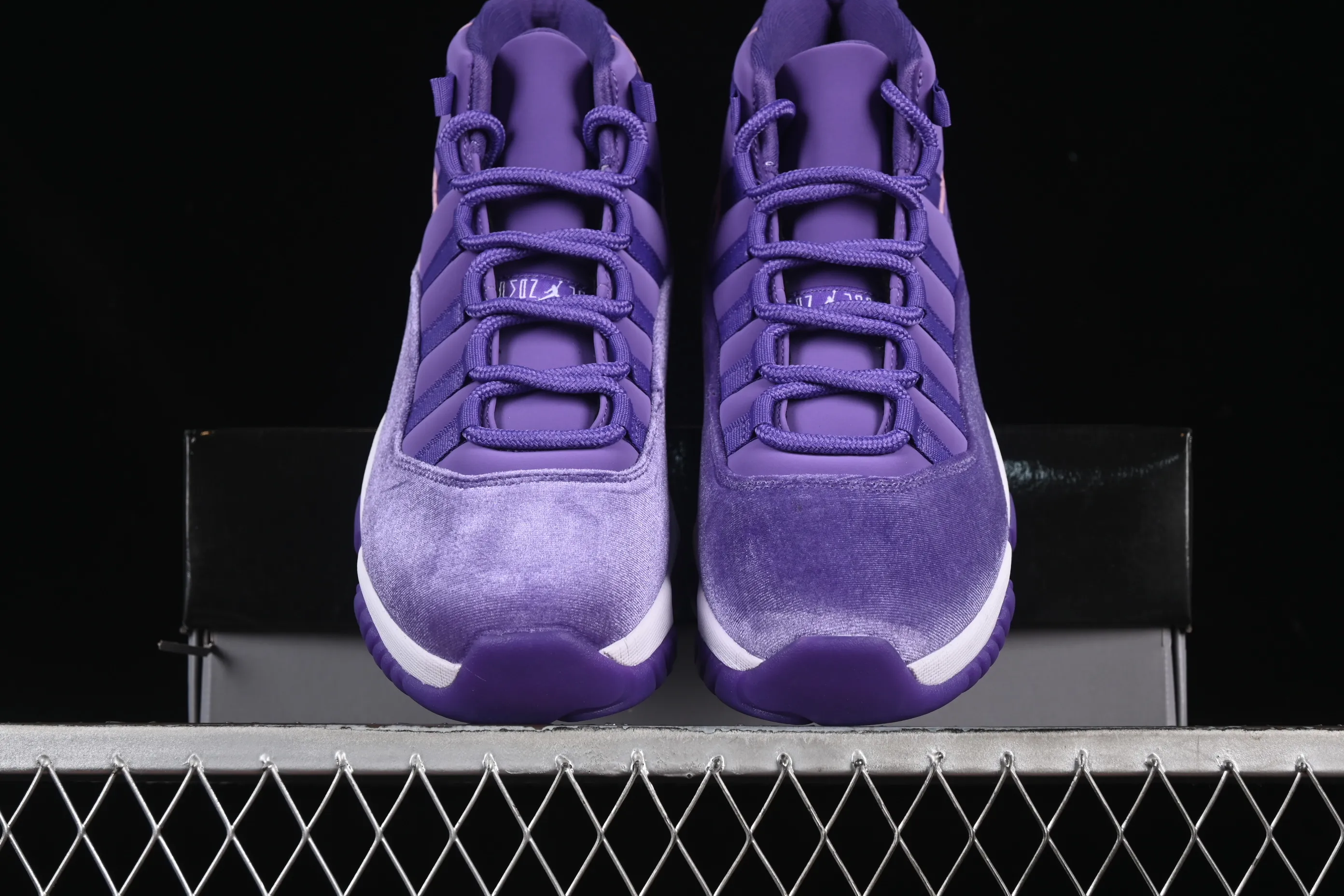 All categories Air Jordan Jordan series basketball shoes Air Jordan 11 Air Jordan 11 Retro AJ11 Joe 11 corduroy lavender purple CT8012-555